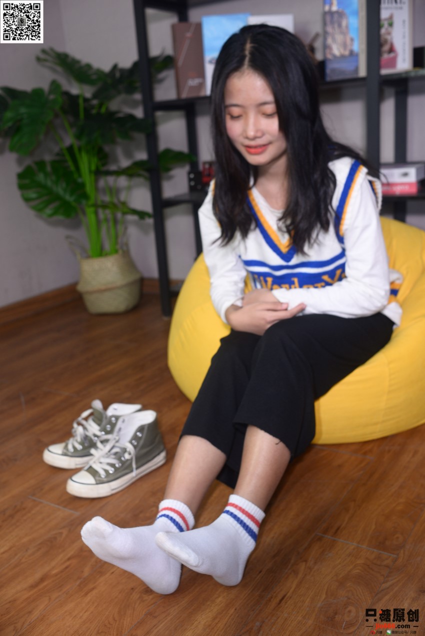 图片[2]-[只糖棉袜]NO.198 周子琪 陷落美好 [175P/1V/873MB]-无料摄影圈