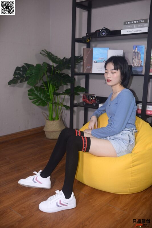 [只糖棉袜]NO.280 陆佳 愿平安喜乐 早渡一切苦难 [144P/1V/715MB]-无料摄影圈