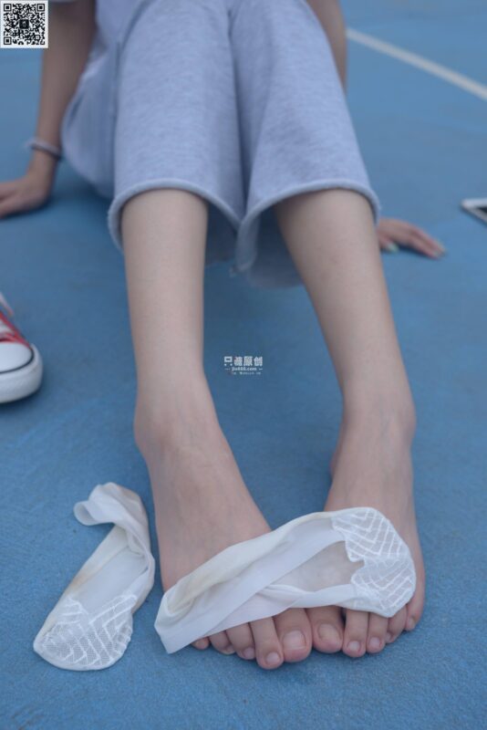 只糖棉袜 NO.524 张幸 – 迷迭香 [152P/1V/1.05G]-无料摄影圈