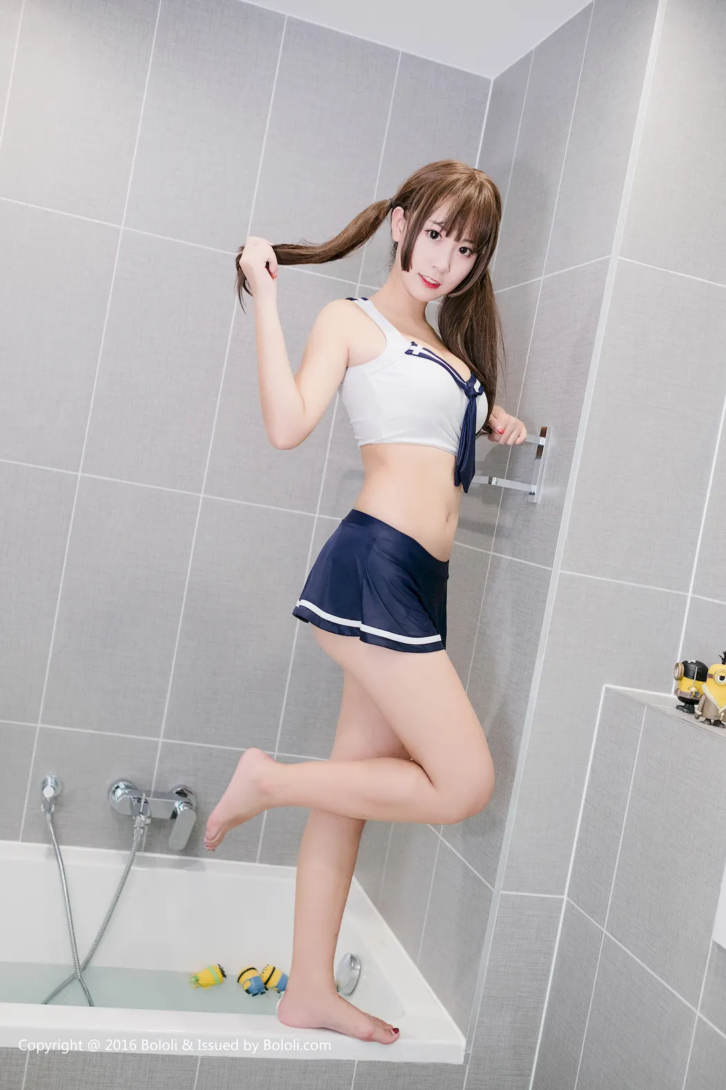 [Bololi波萝社]新刊 2017.01.19 BOL.017 猫九酱Sakura 猫九VS小黄人[42+1P/604M]-无料摄影圈