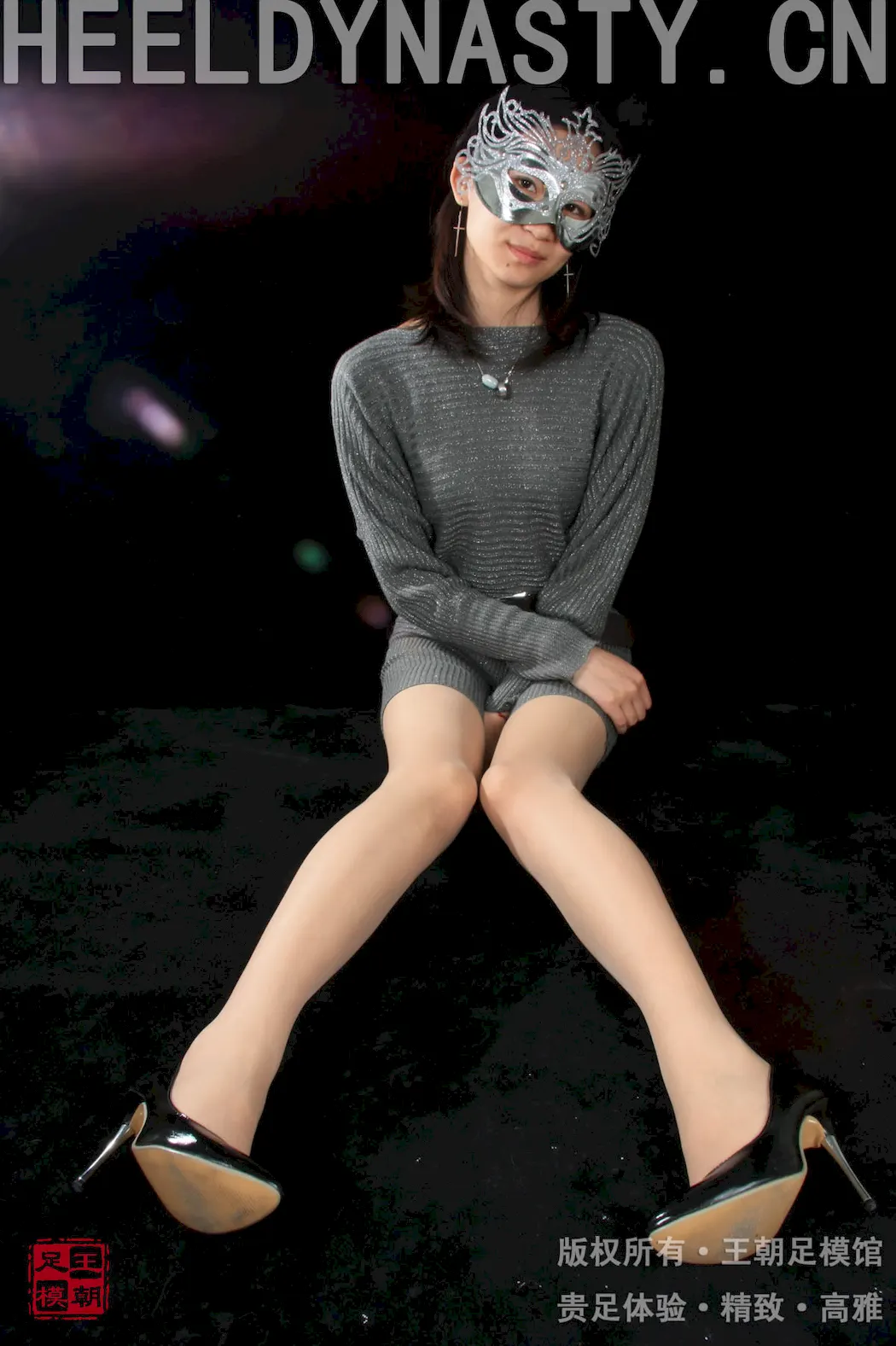 [王朝贵足]0057 室内套图 梦菲气质OL白领休闲居家风格窈窕淑女系列B[25P/11MB]-无料摄影圈