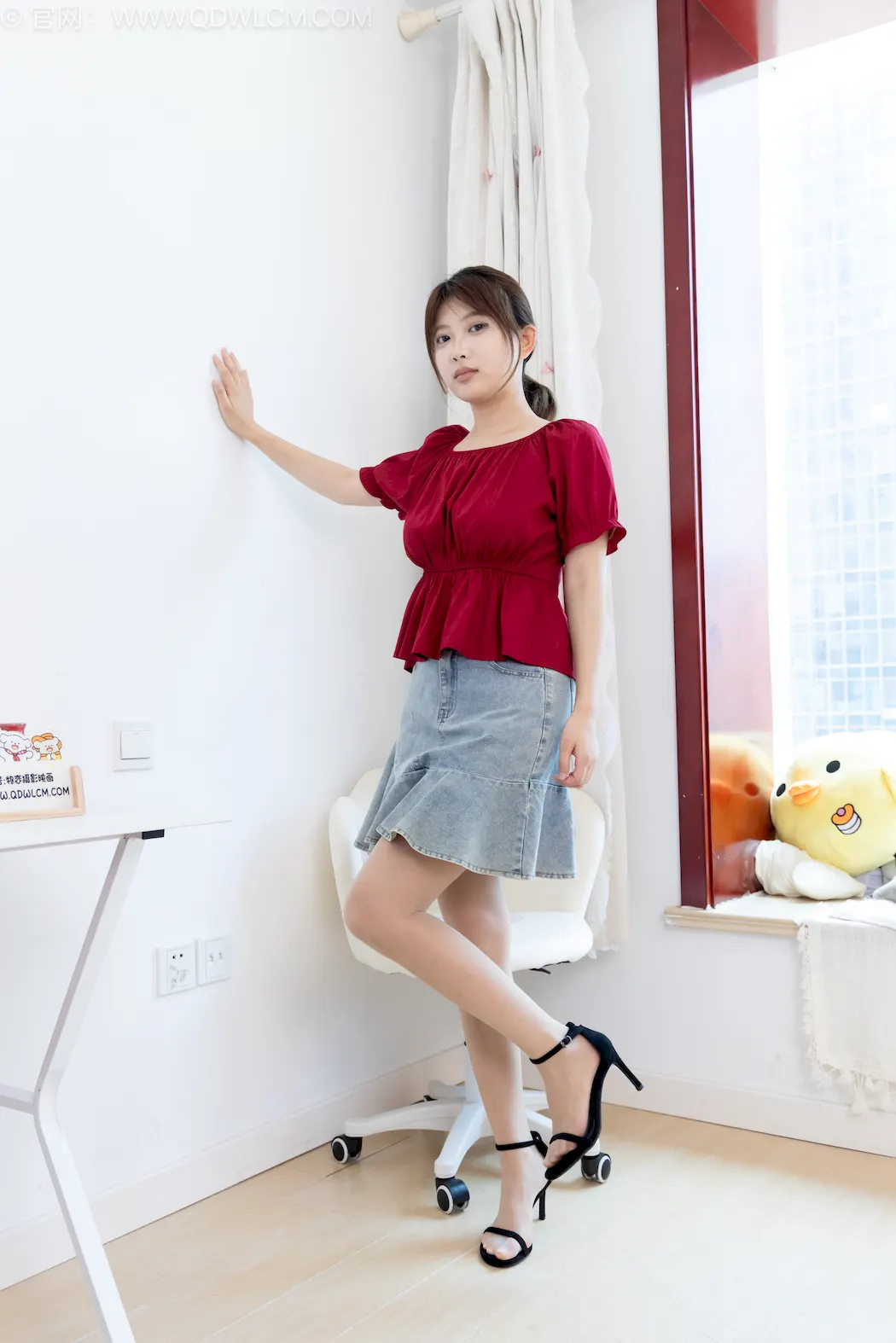 图片[2]-物恋传媒 NO.2823 卷卷-高跟凉鞋、薄肉丝、裸足[152P/1V/6.66GB]-无料摄影圈