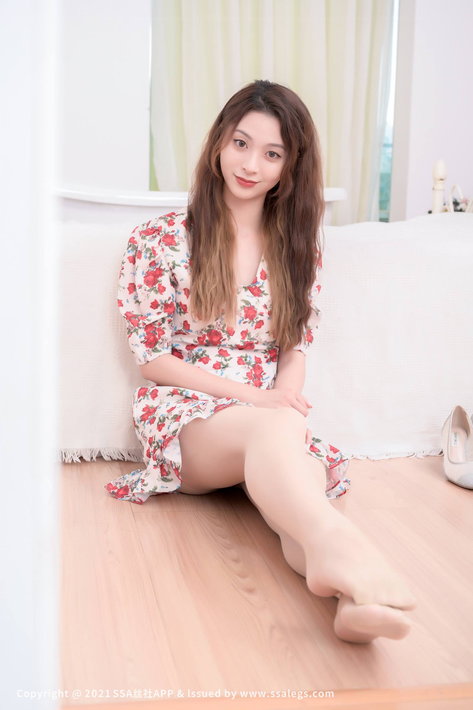 图片[2]-[SSA丝社]超清写真 NO.799 模特琦琦的浪莎丝袜玉足写真（下）[128P/2.76GB]-无料摄影圈