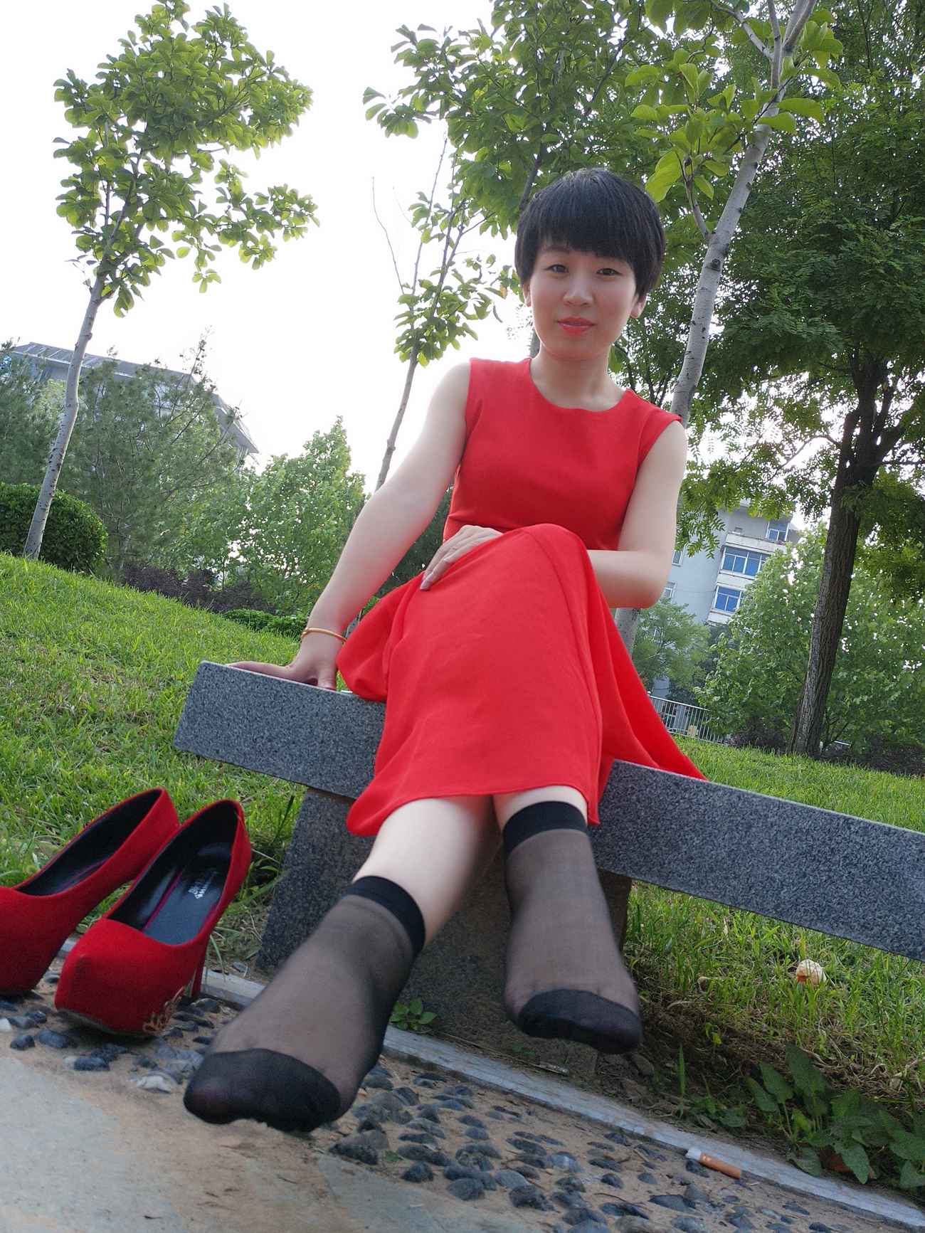 图片[1]-学妹校园寝室短丝系列022期 冯婷 [98P/520MB]-无料摄影圈