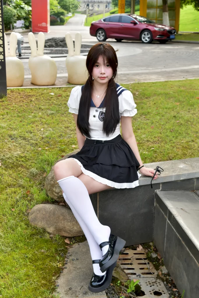 图片[4]-爱月下 NO.791 兔兔【林间甜妹】林间清风光影里，JK少女尽显元气娇俏[100P/1V/4.81GB]-无料摄影圈