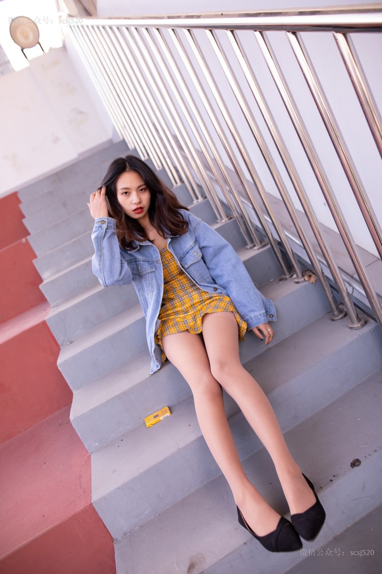 图片[1]-[LSS山茶摄影]NO.107 美不美，看大腿[80P/416MB]-无料摄影圈