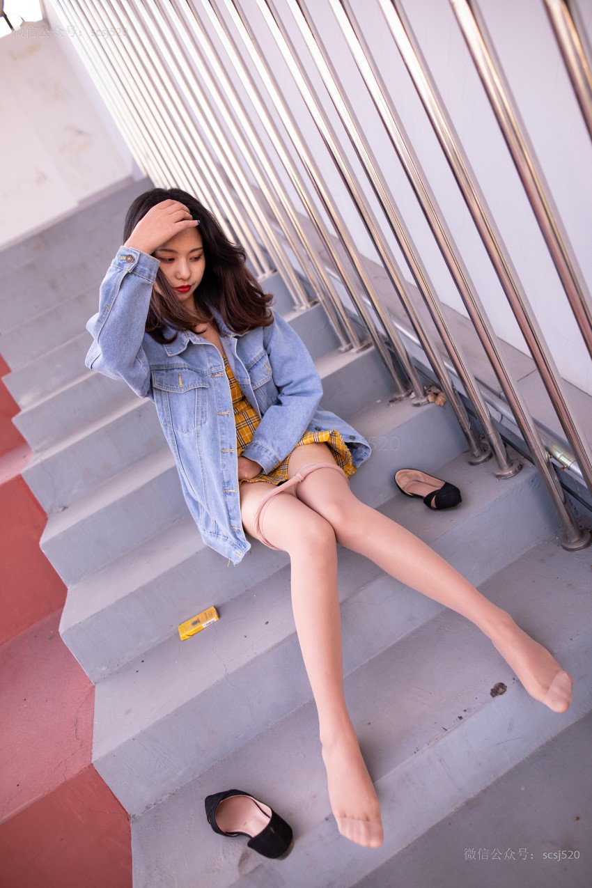 图片[2]-[LSS山茶摄影]NO.261 丝袜穿搭104 [70P/66MB]-无料摄影圈