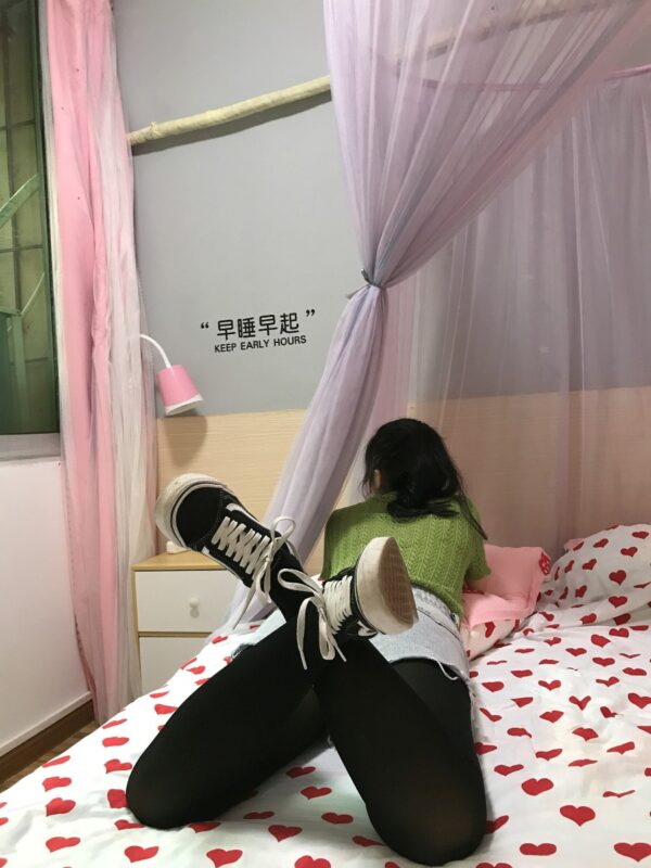 [最爱帆布鞋]ZAFBX-030 [147P/3V/300MB]-无料摄影圈