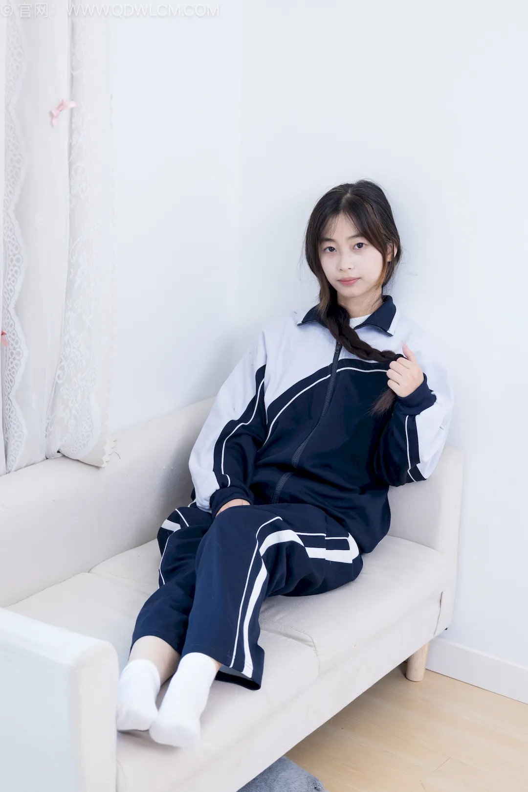 物恋传媒 NO.2830 水晶-板鞋、纯白棉袜、裸足、校服[157P/1V/4.20GB]-无料摄影圈